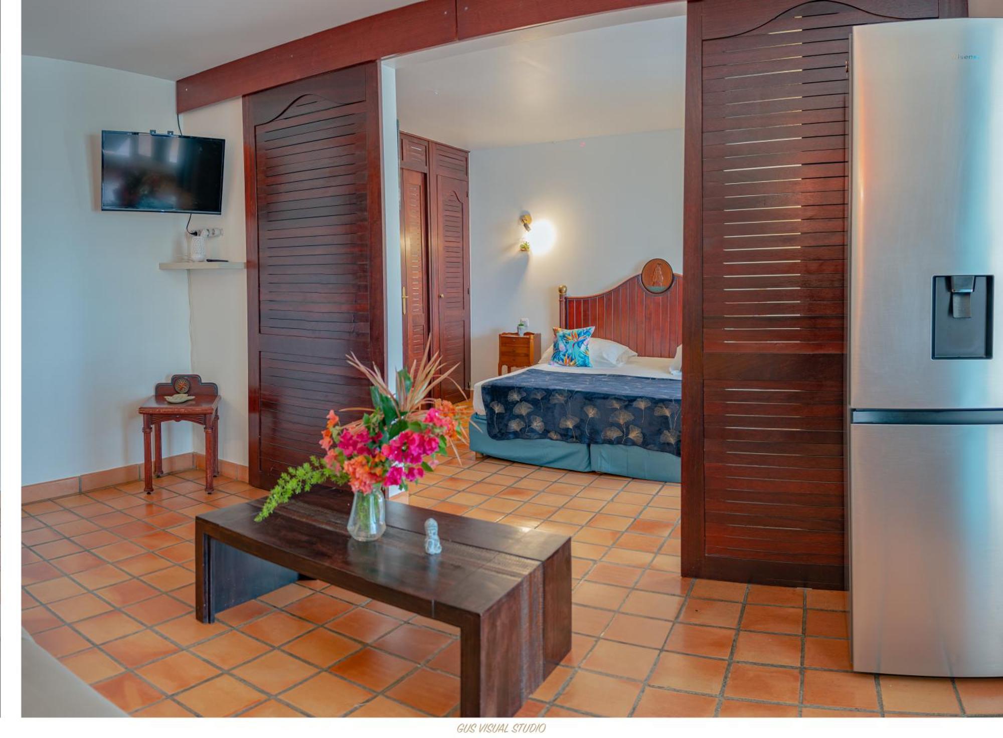 Appartement Location saisonnière Tartane 238 à Trinité  Extérieur photo